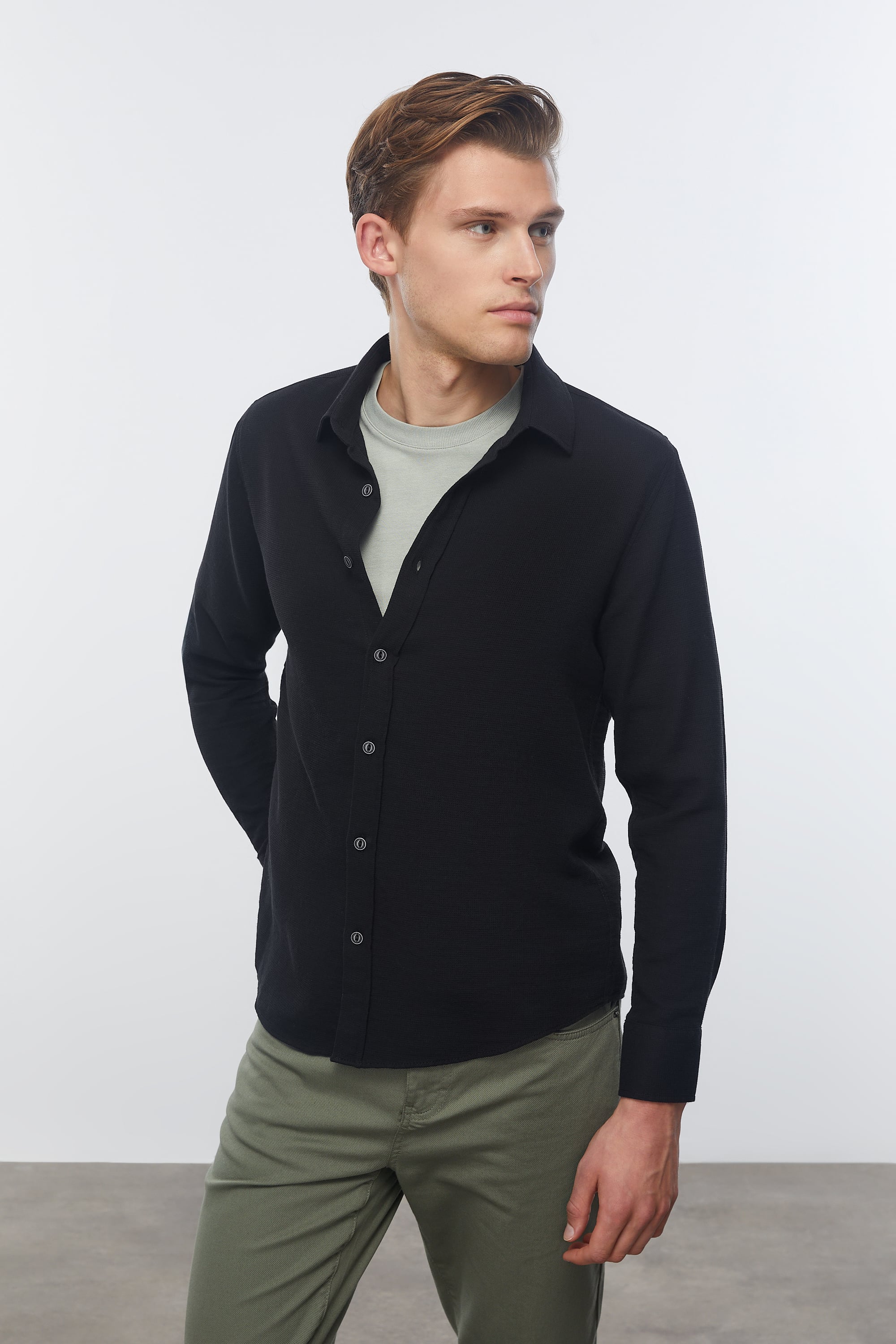 ARMÜRLÜ REGULAR FIT GÖMLEK