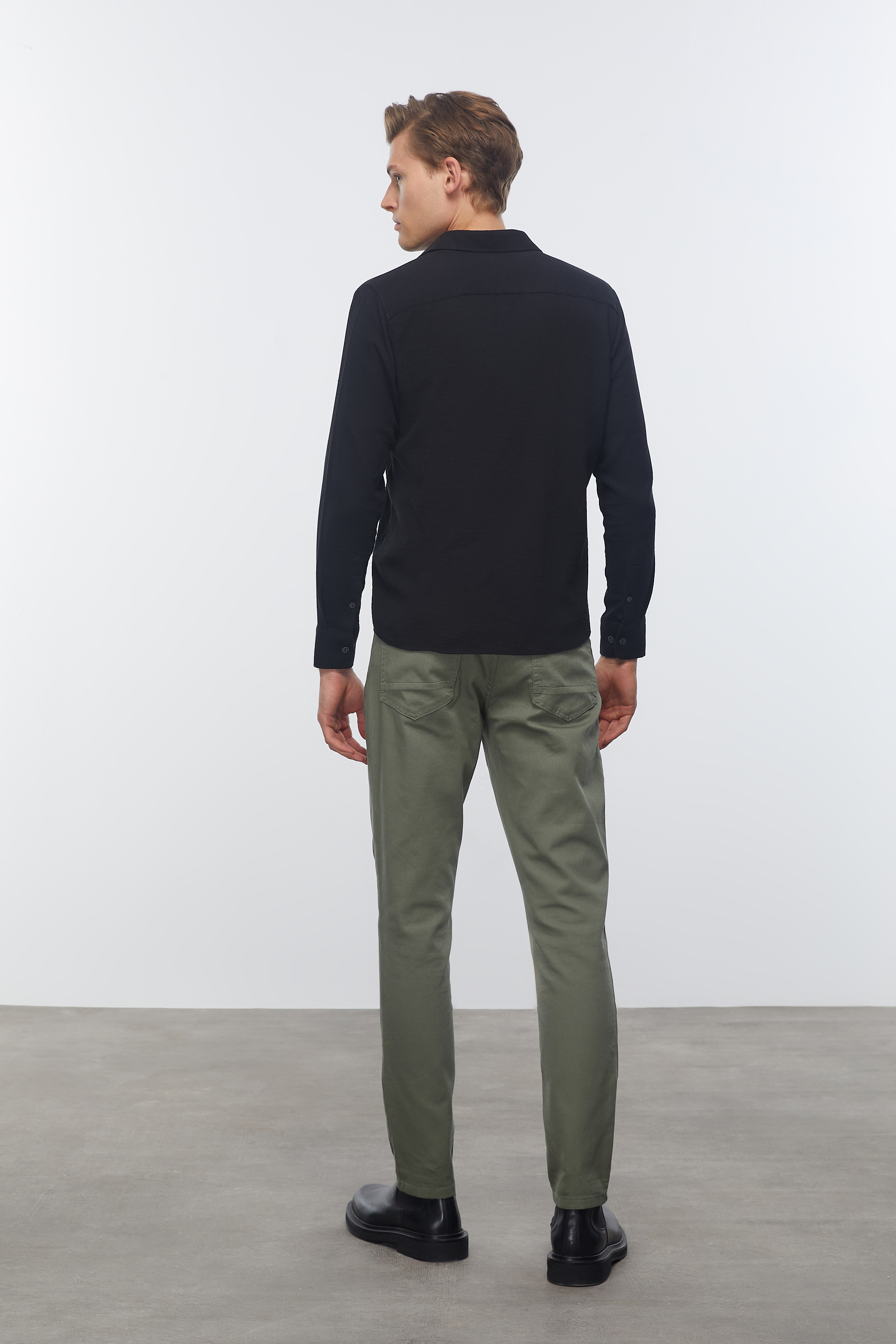 ARMÜRLÜ REGULAR FIT GÖMLEK