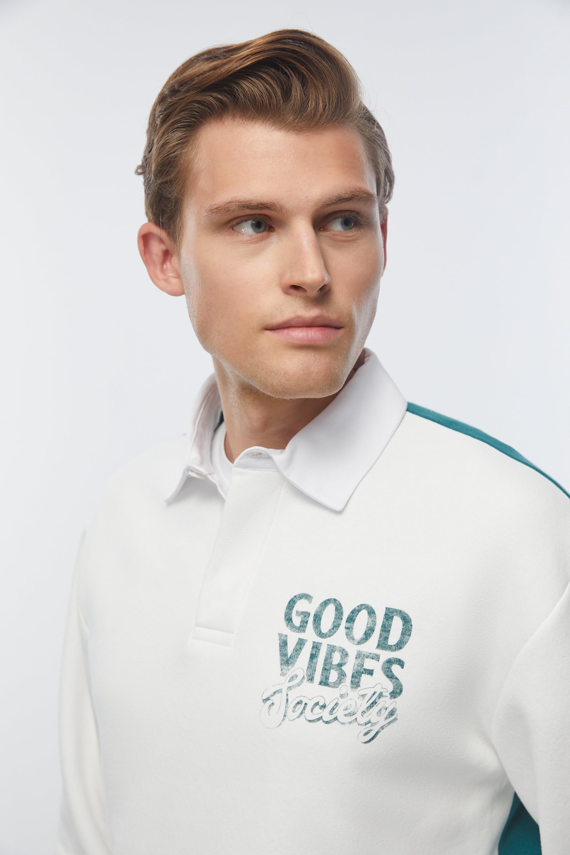 SLOGAN DETAYLI SWEATSHIRT