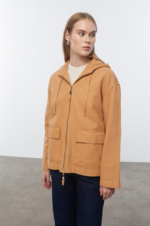  RAHAT KESİM KAPÜŞONLU CEKET