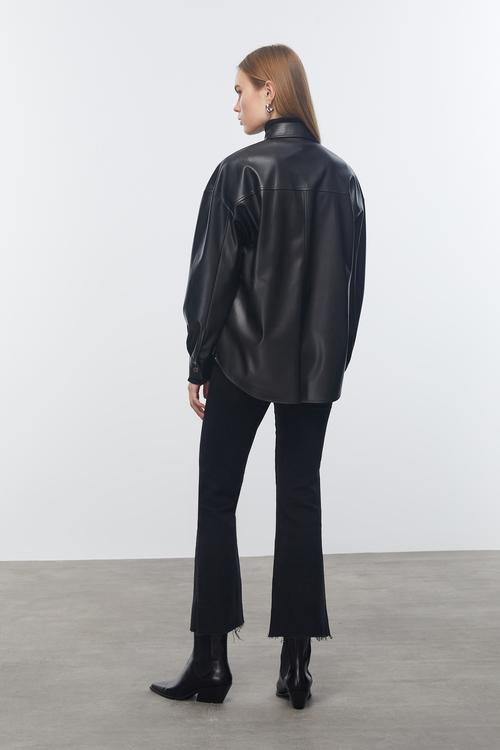  REGULAR FIT DERİ GÖRÜNÜMLÜ GÖMLEK