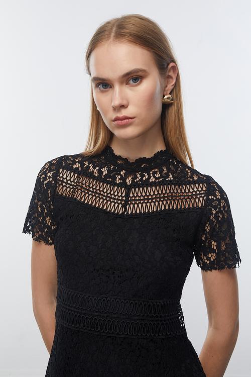  DANTELLİ A FORM MİNİ ELBİSE