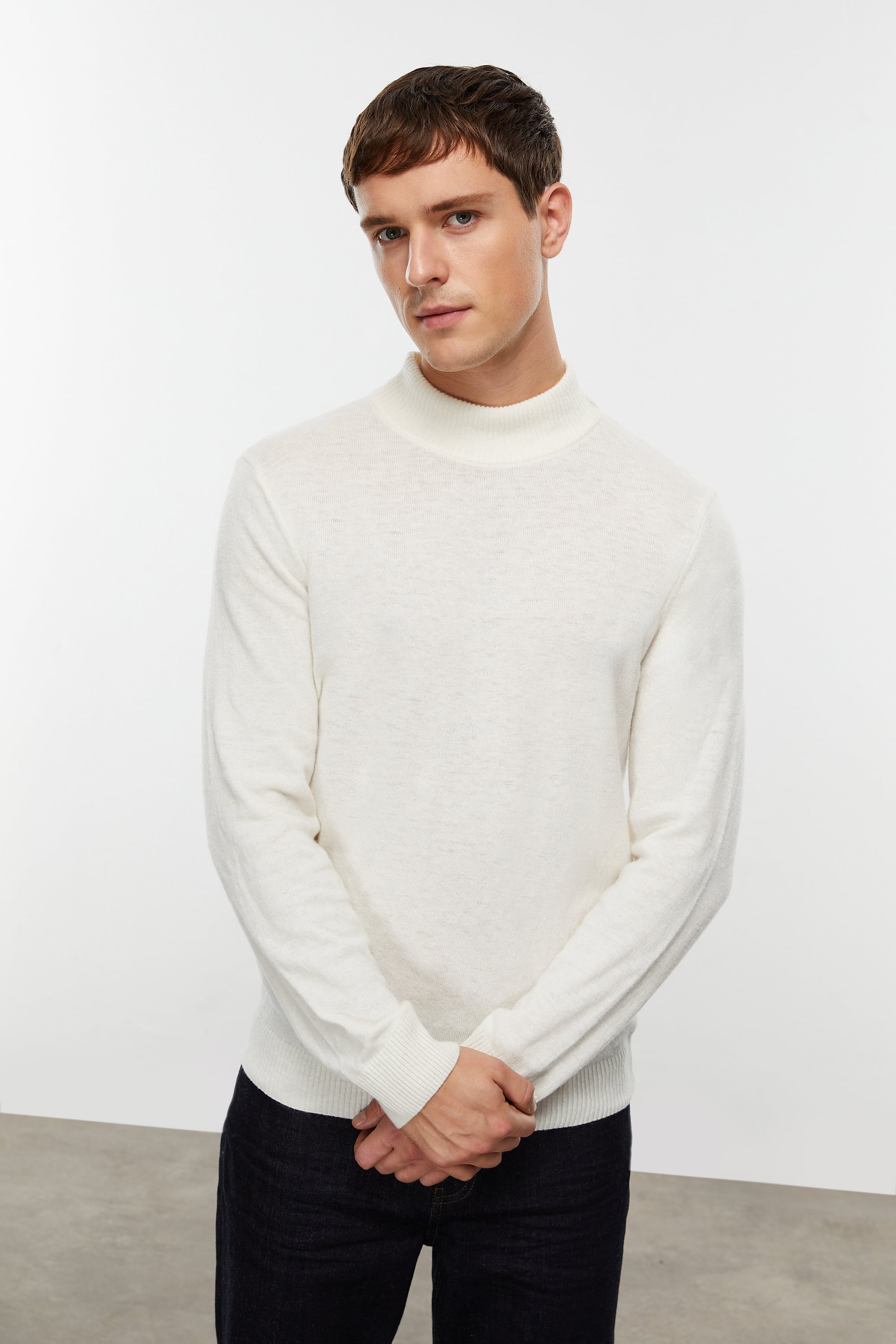 YÜN KARIŞIMLI BALIKÇI YAKA TRİKO KAZAK