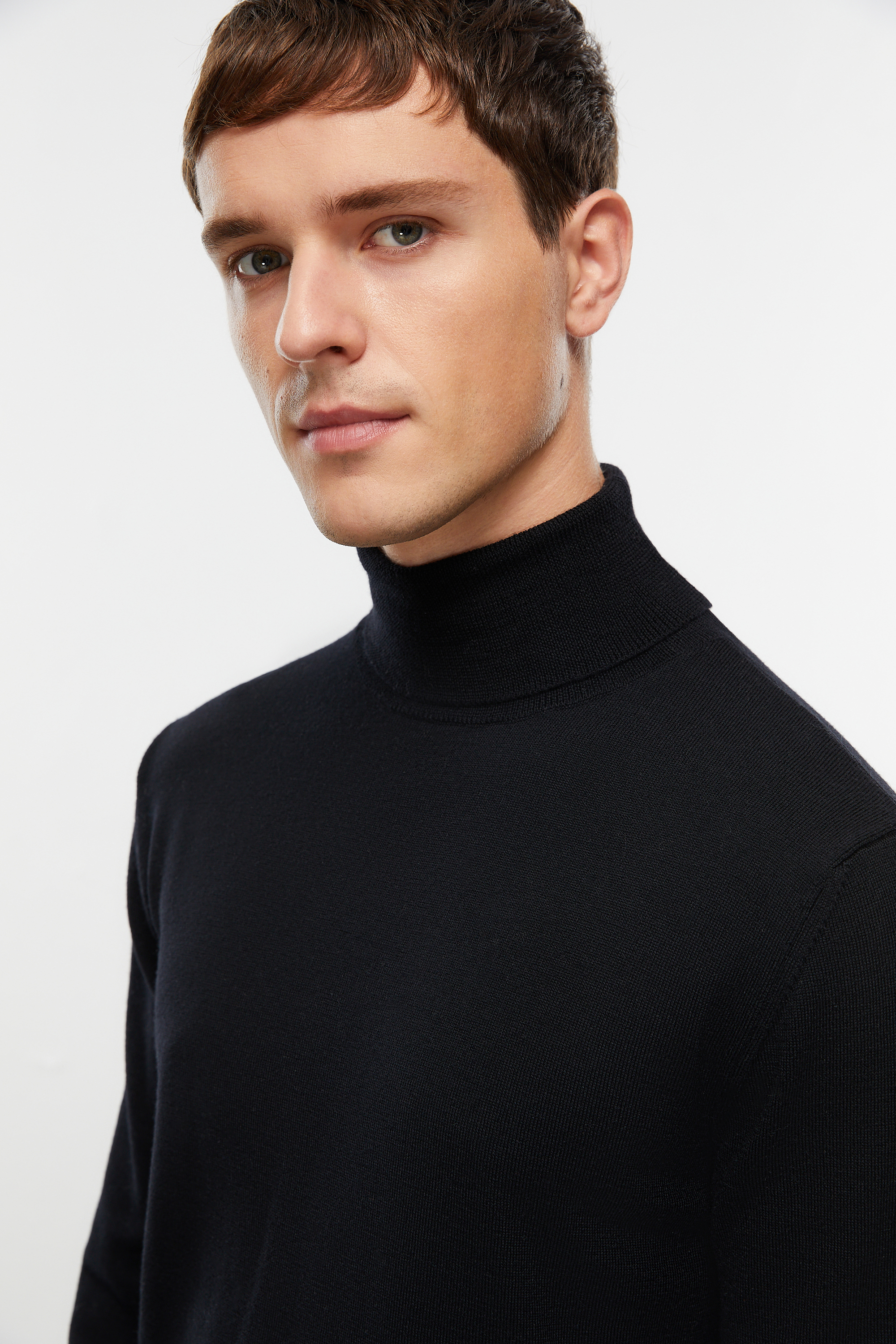 BALIKÇI YAKA MERİNO YÜN KAZAK