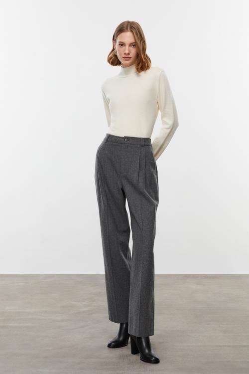  YÜN KARIŞIMLI DİK YAKA TRİKO KAZAK