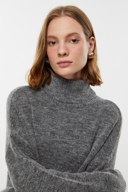  ALPAKA YÜN KARIŞIMLI SIRT DEKOLTELİ KAZAK