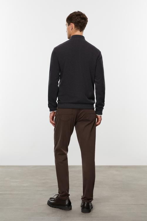  DÜĞMELİ DİK YAKA SWEATSHIRT