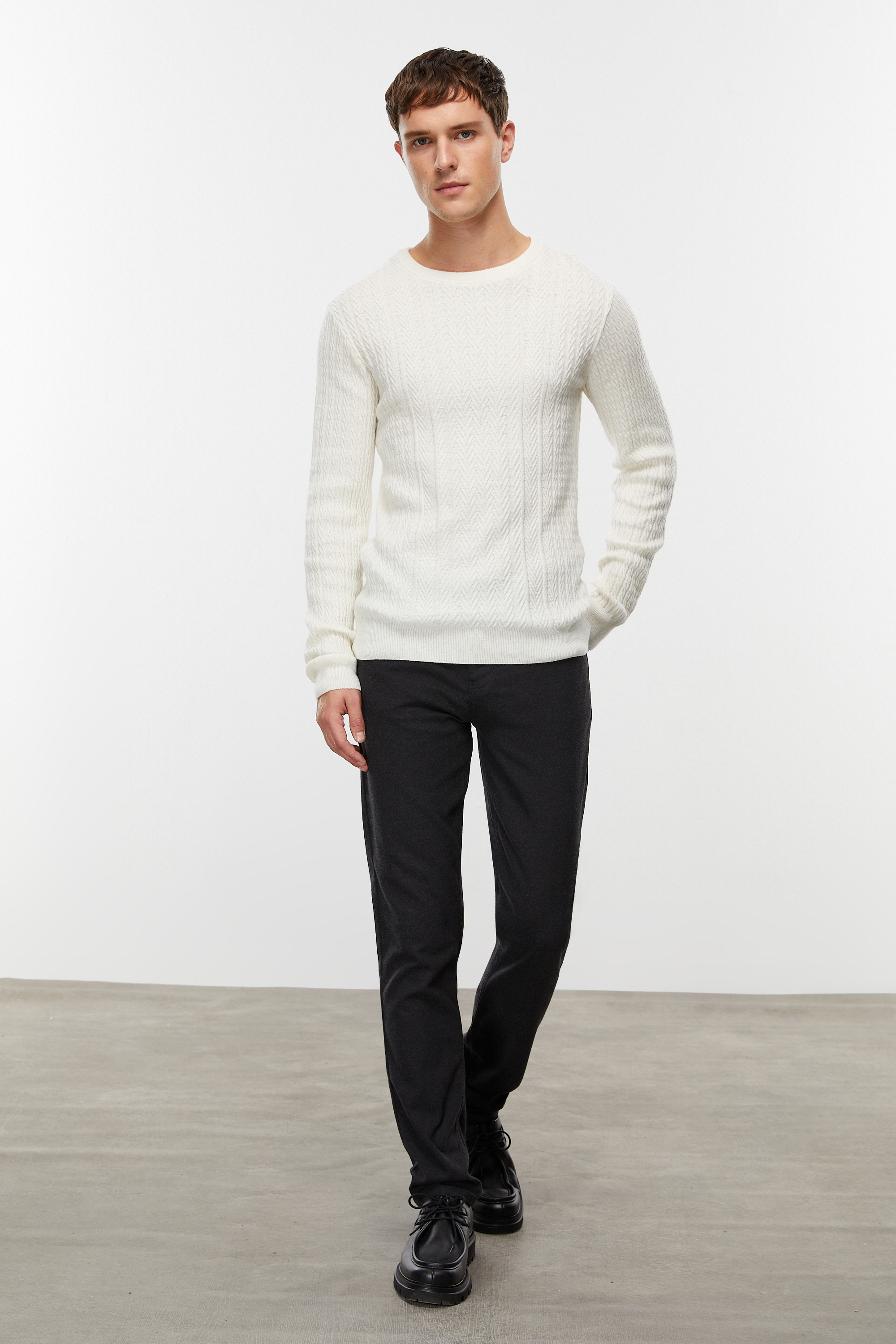 YÜN KARIŞIMLI ÖRGÜLÜ TRİKO KAZAK