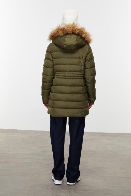  ÇIKARILABİLİR KAPÜŞONLU KAPİTONELİ ŞİŞME MONT