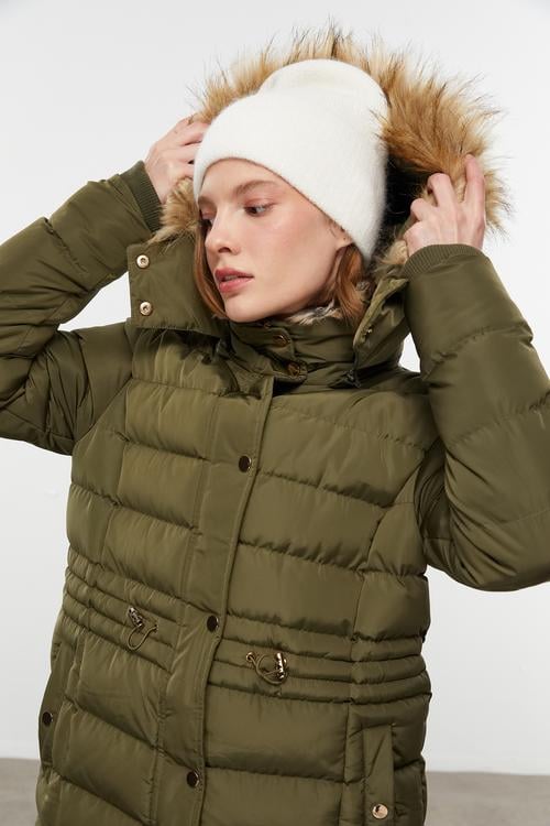  ÇIKARILABİLİR KAPÜŞONLU KAPİTONELİ ŞİŞME MONT