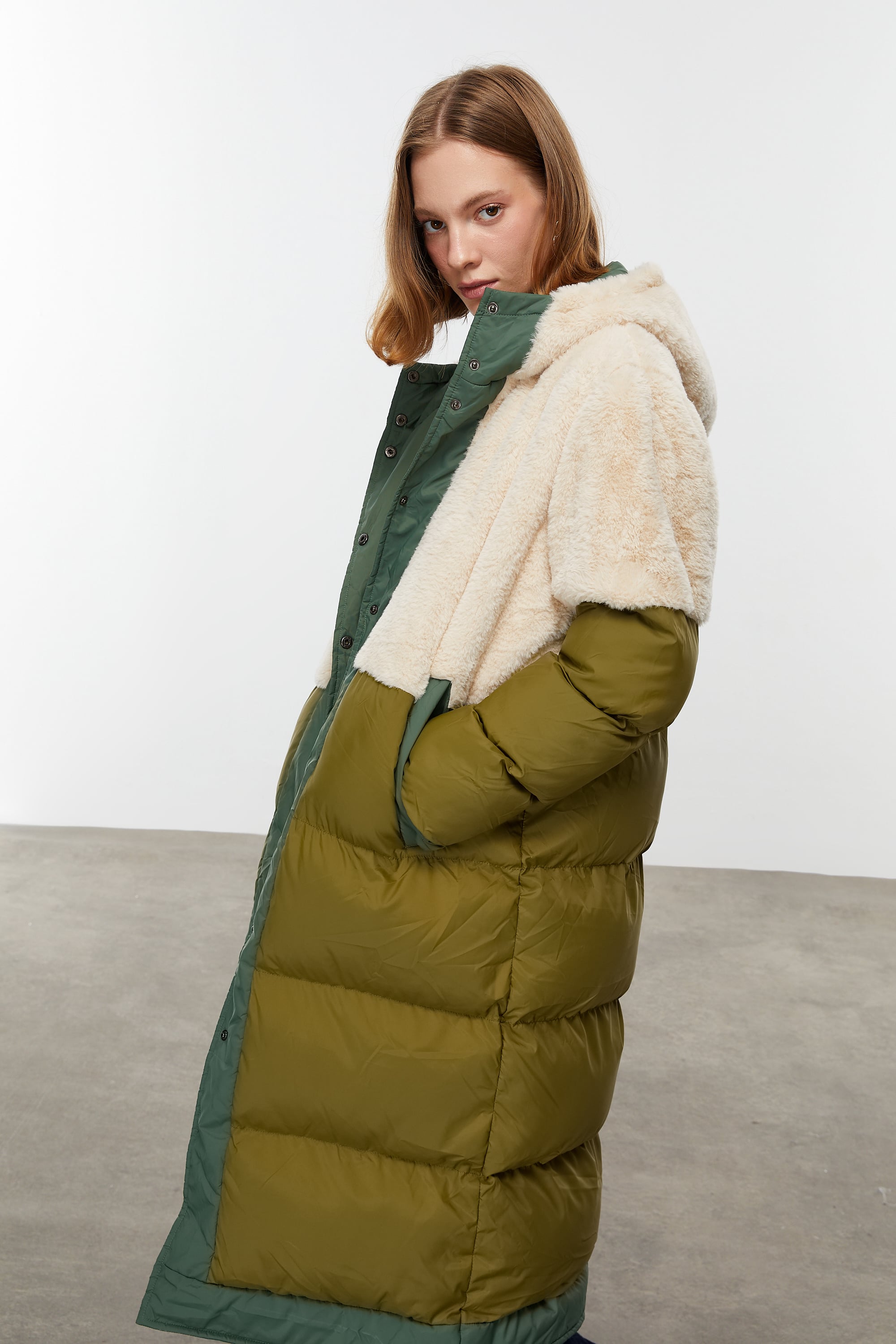 ÇİFT TARAFLI UZUN ŞİŞME MONT