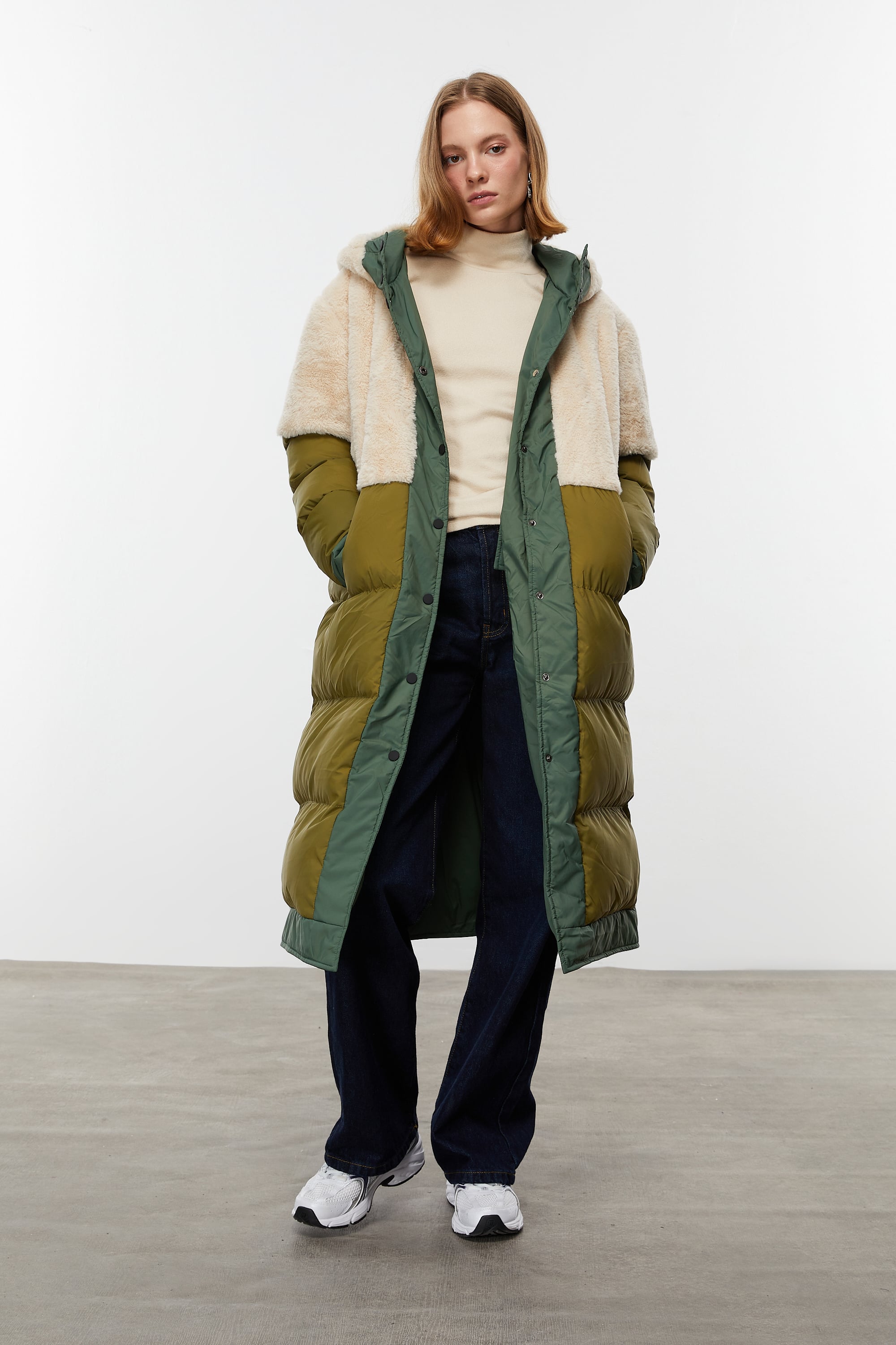 ÇİFT TARAFLI UZUN ŞİŞME MONT