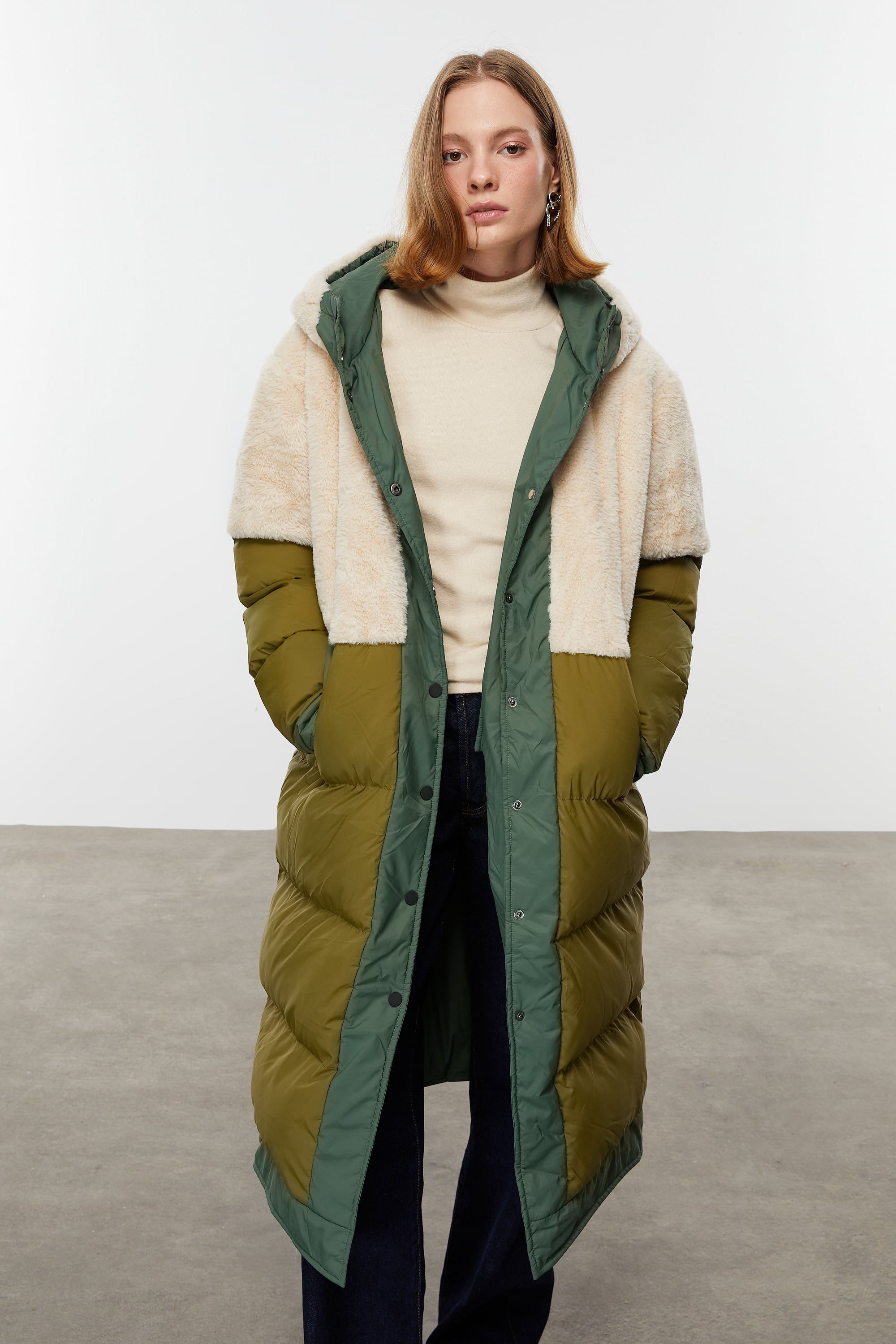 ÇİFT TARAFLI UZUN ŞİŞME MONT