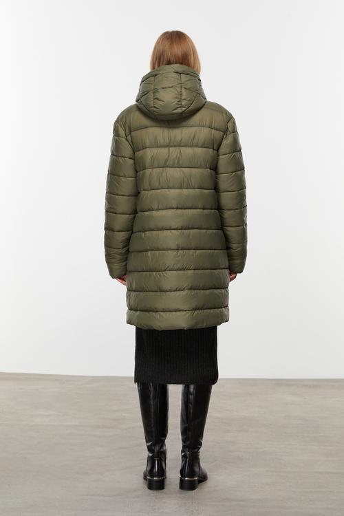  KAPİTONELİ KAPÜŞONLU ŞİŞME MONT