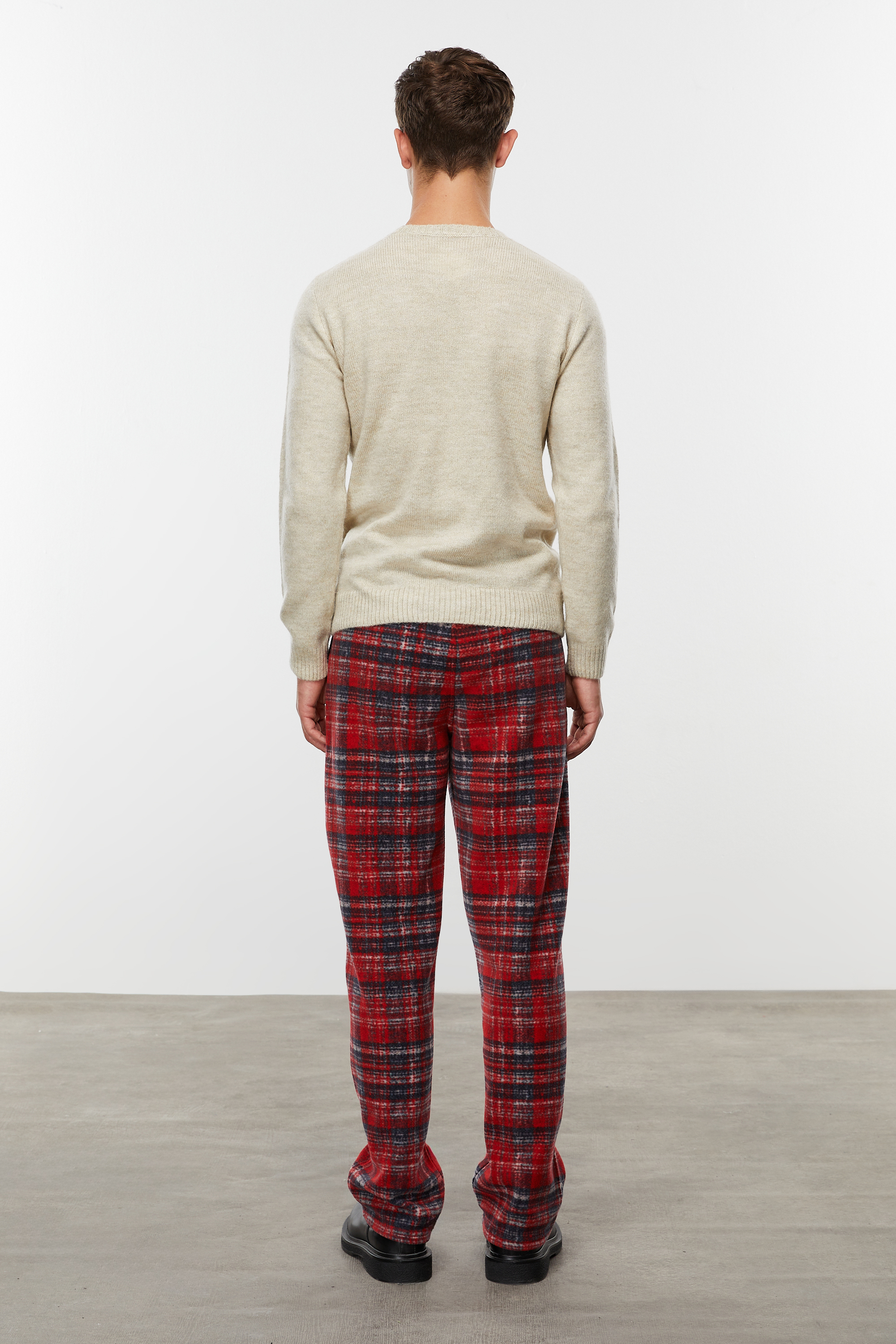 JAKARLI BİSİKLET YAKA TRİKO KAZAK