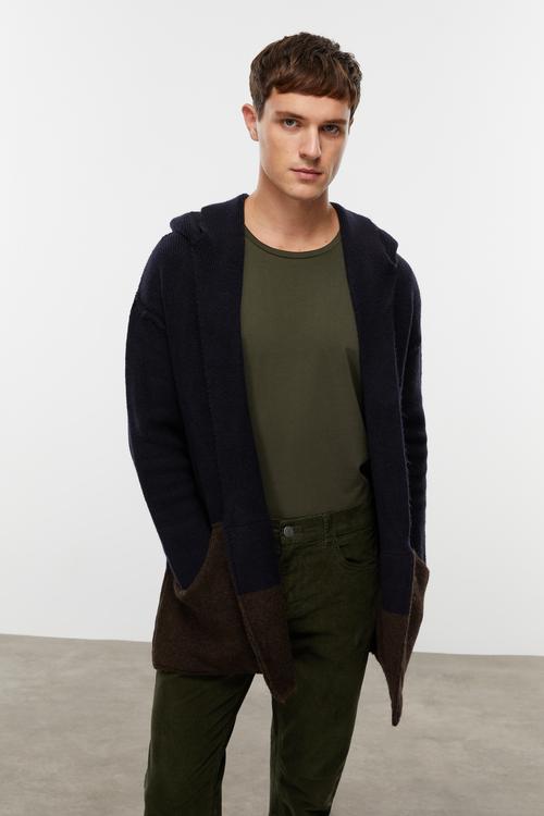  RENK BLOKLU KAPÜŞONLU TRİKO HIRKA