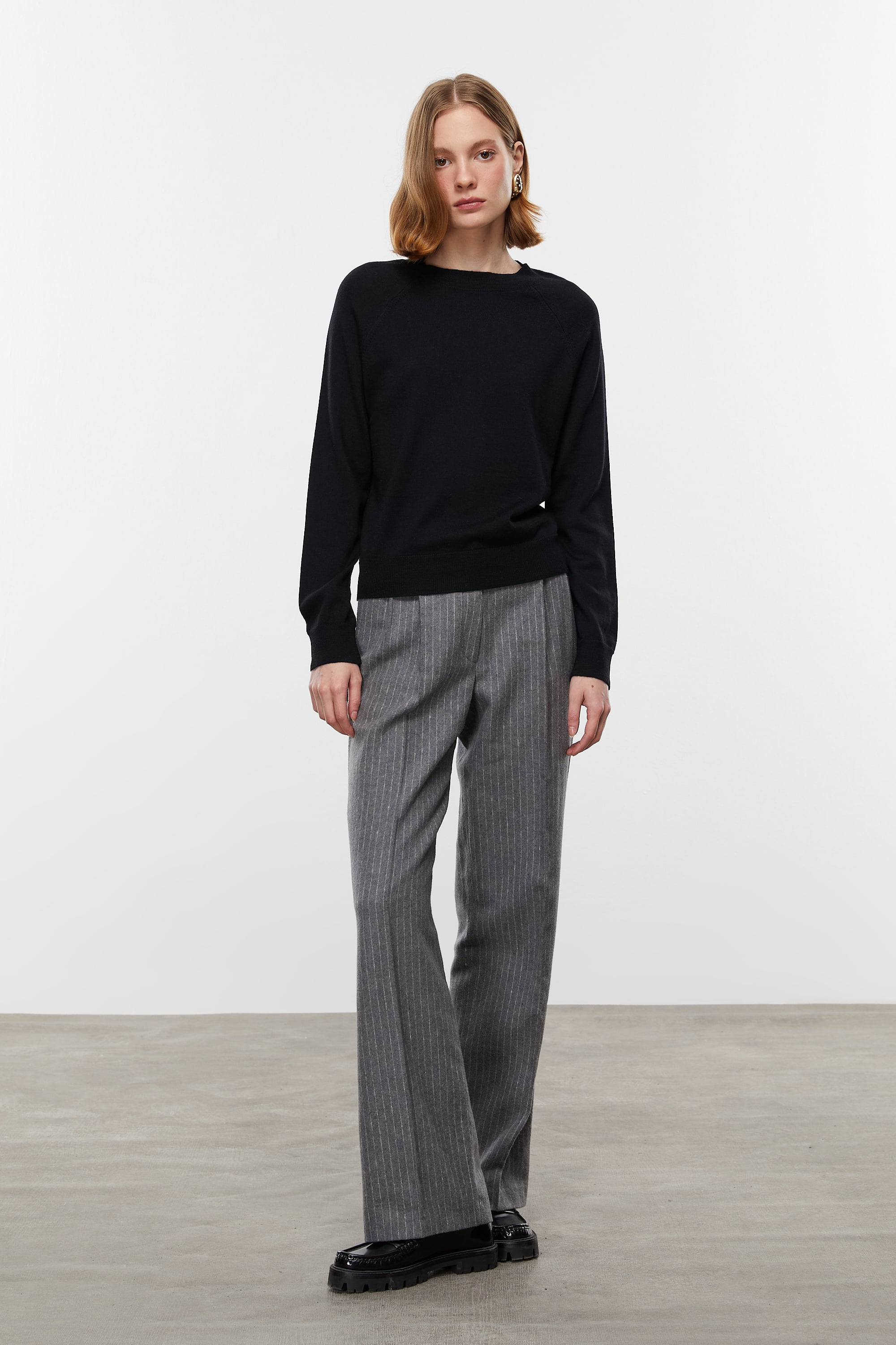 BİSİKLET YAKA MERİNO YÜN KAZAK