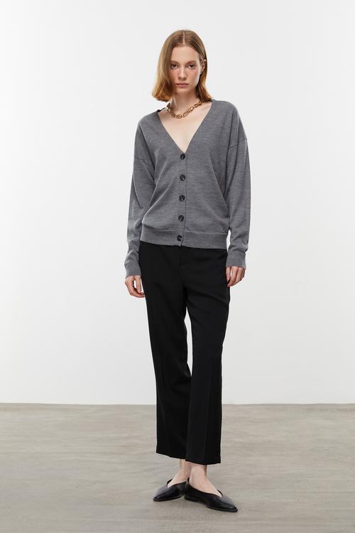  V YAKA MERİNO YÜN HIRKA