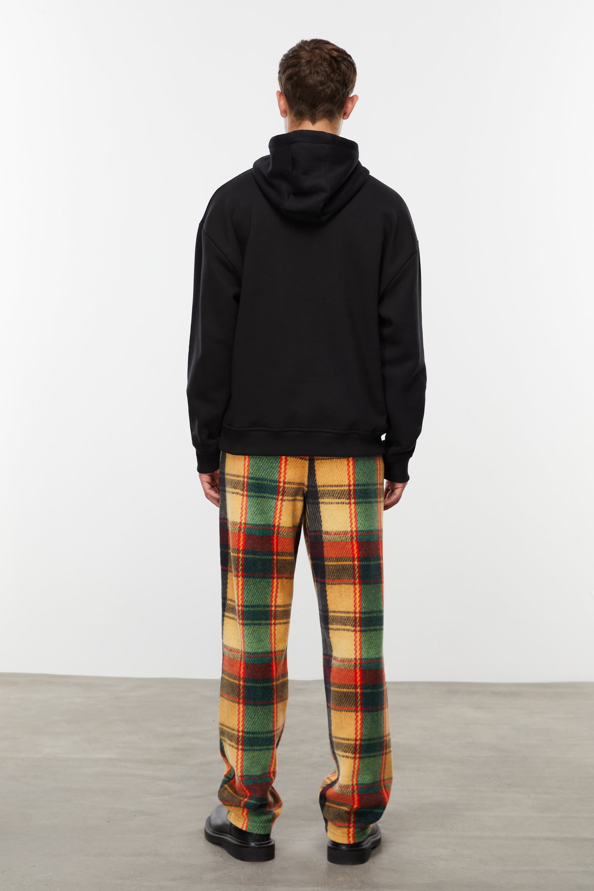 KAPÜŞONLU SWEATSHIRT