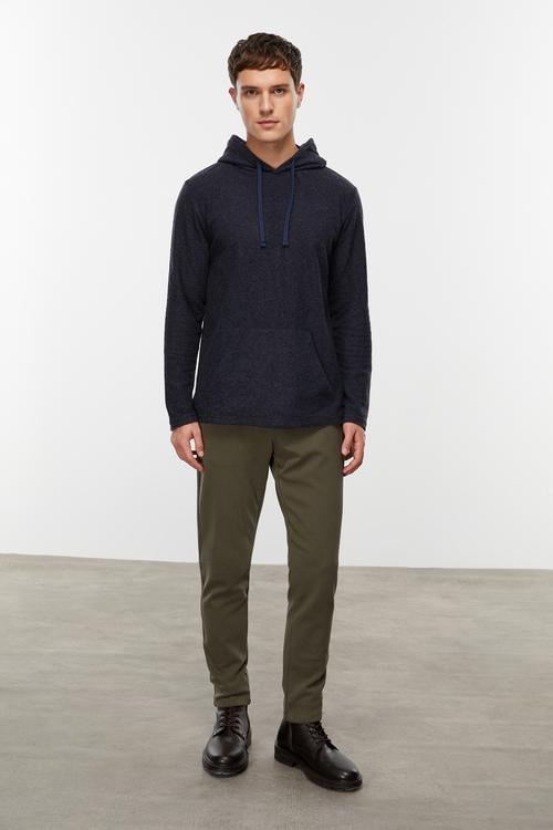  DOKULU KAPÜŞONLU SWEATSHIRT