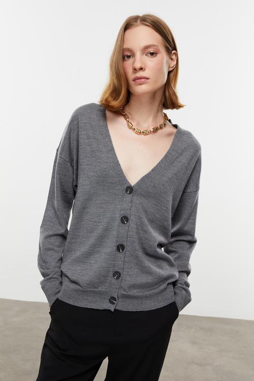  V YAKA MERİNO YÜN HIRKA