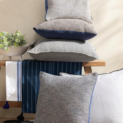  LINDA ÇİZGİLİ PÜSKÜLLÜ RUNNER LACİVERT 45X150