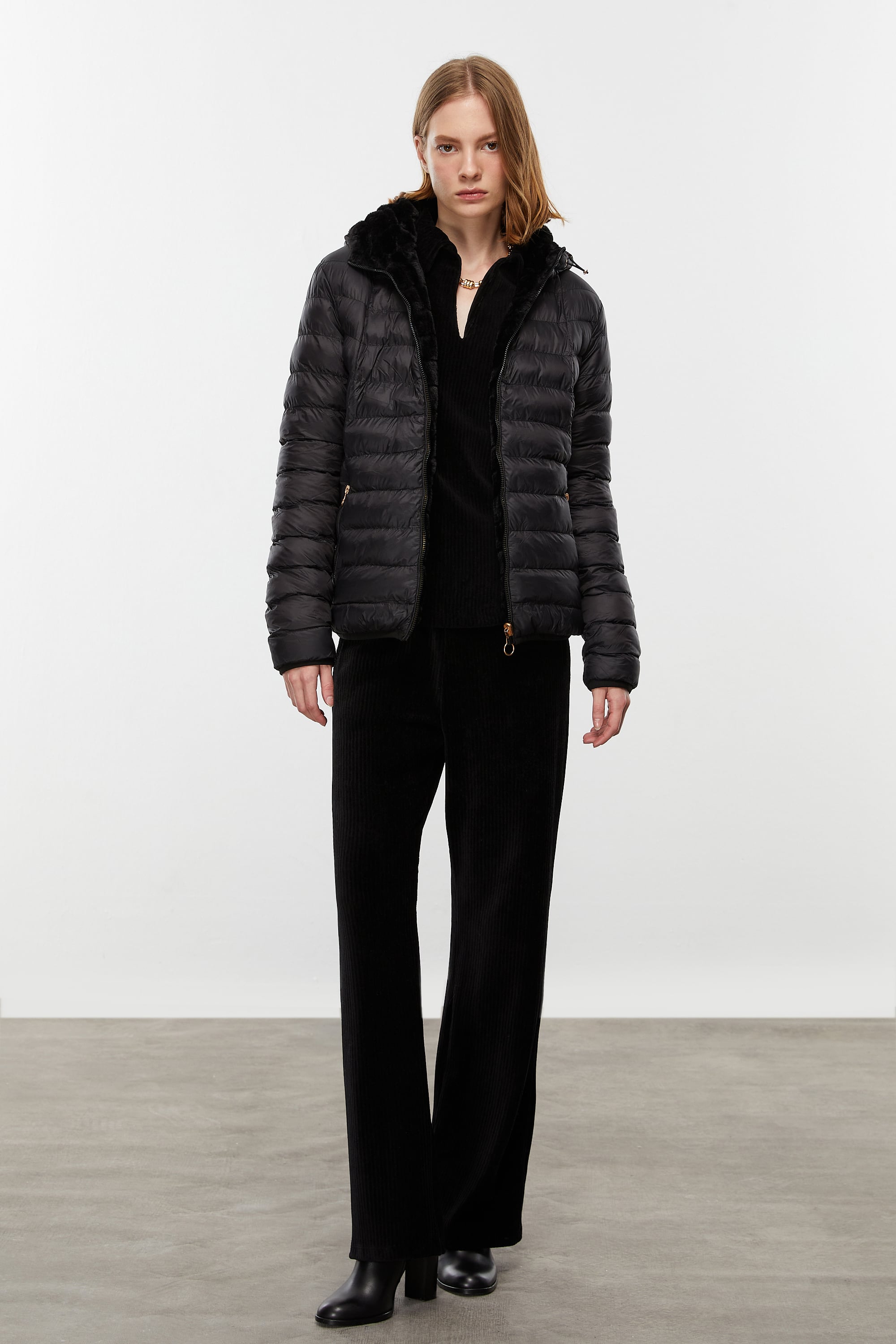 ÇİFT TARAFLI KAPÜŞONLU MONT