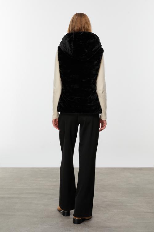  ÇİFT TARAFLI KAPÜŞONLU YELEK