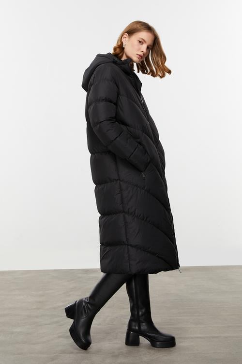  KAPÜŞONLU UZUN ŞİŞME MONT