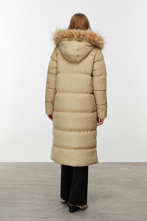  KAPÜŞONLU UZUN ŞİŞME MONT