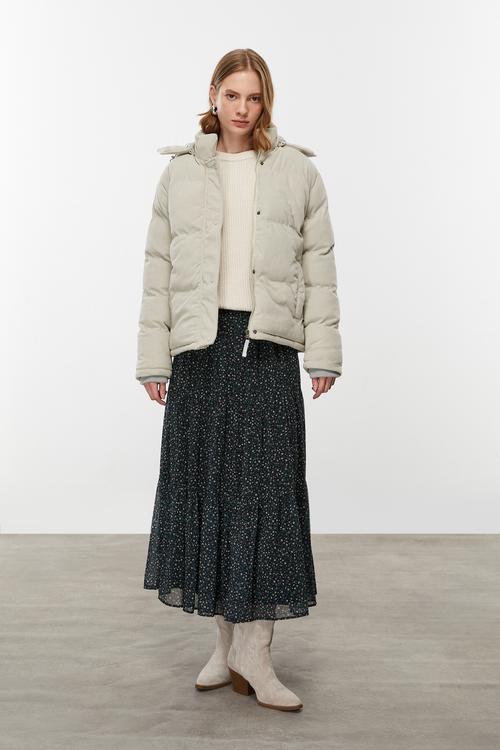  KADİFE DOKULU ÇIKARILABİLİR KAPÜŞONLU MONT