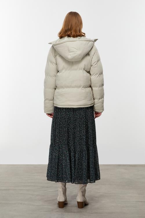  KADİFE DOKULU ÇIKARILABİLİR KAPÜŞONLU MONT