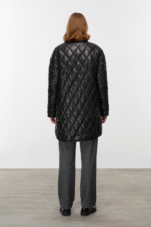  KAPİTONELİ MONT CEKET