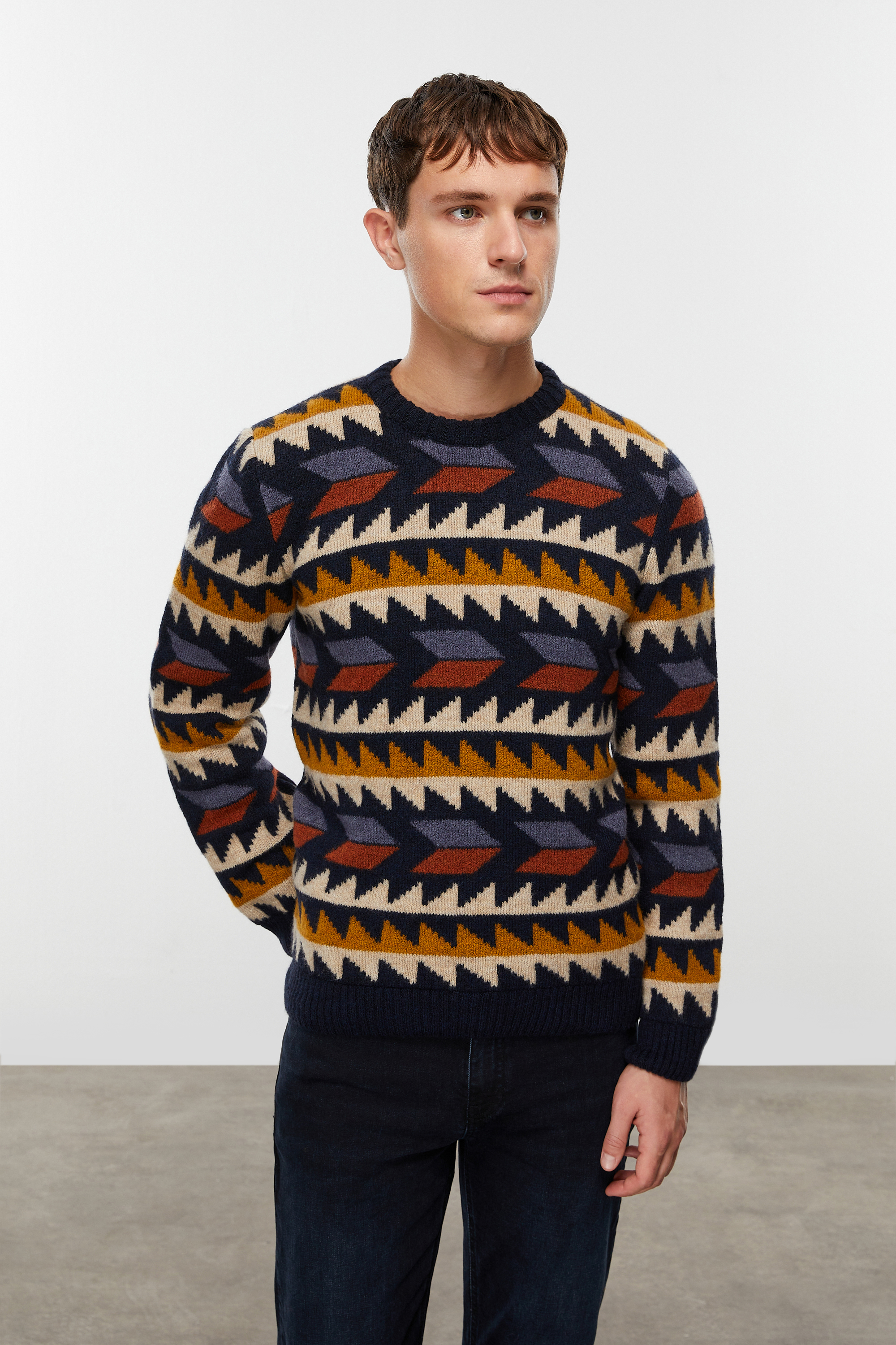 JAKARLI TRİKO KAZAK