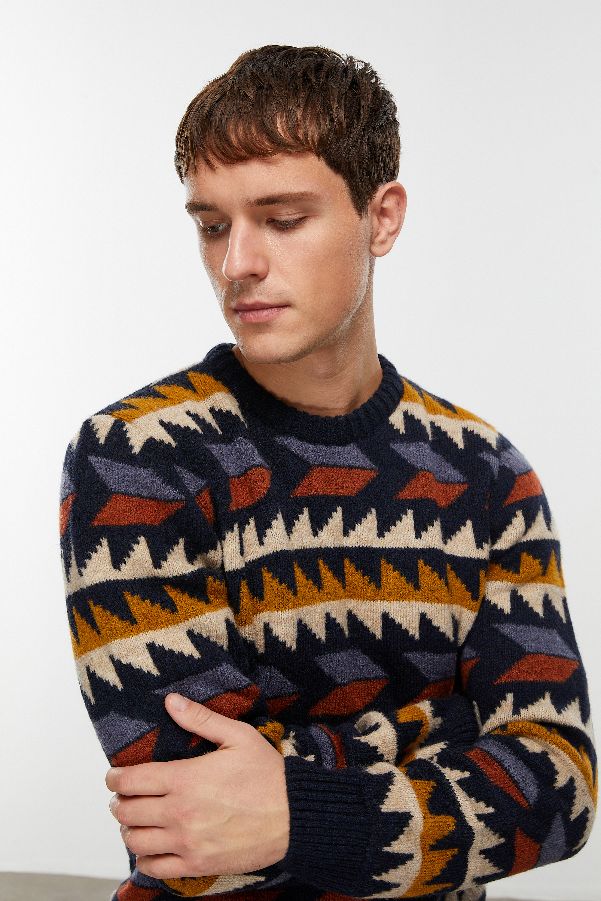 JAKARLI TRİKO KAZAK