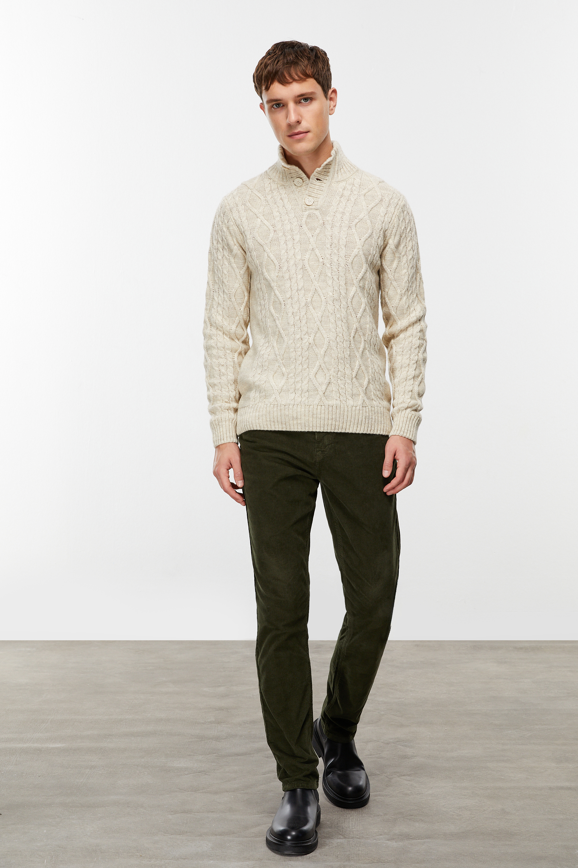 YÜN KARIŞIMLI SAÇ ÖRGÜLÜ TRİKO KAZAK