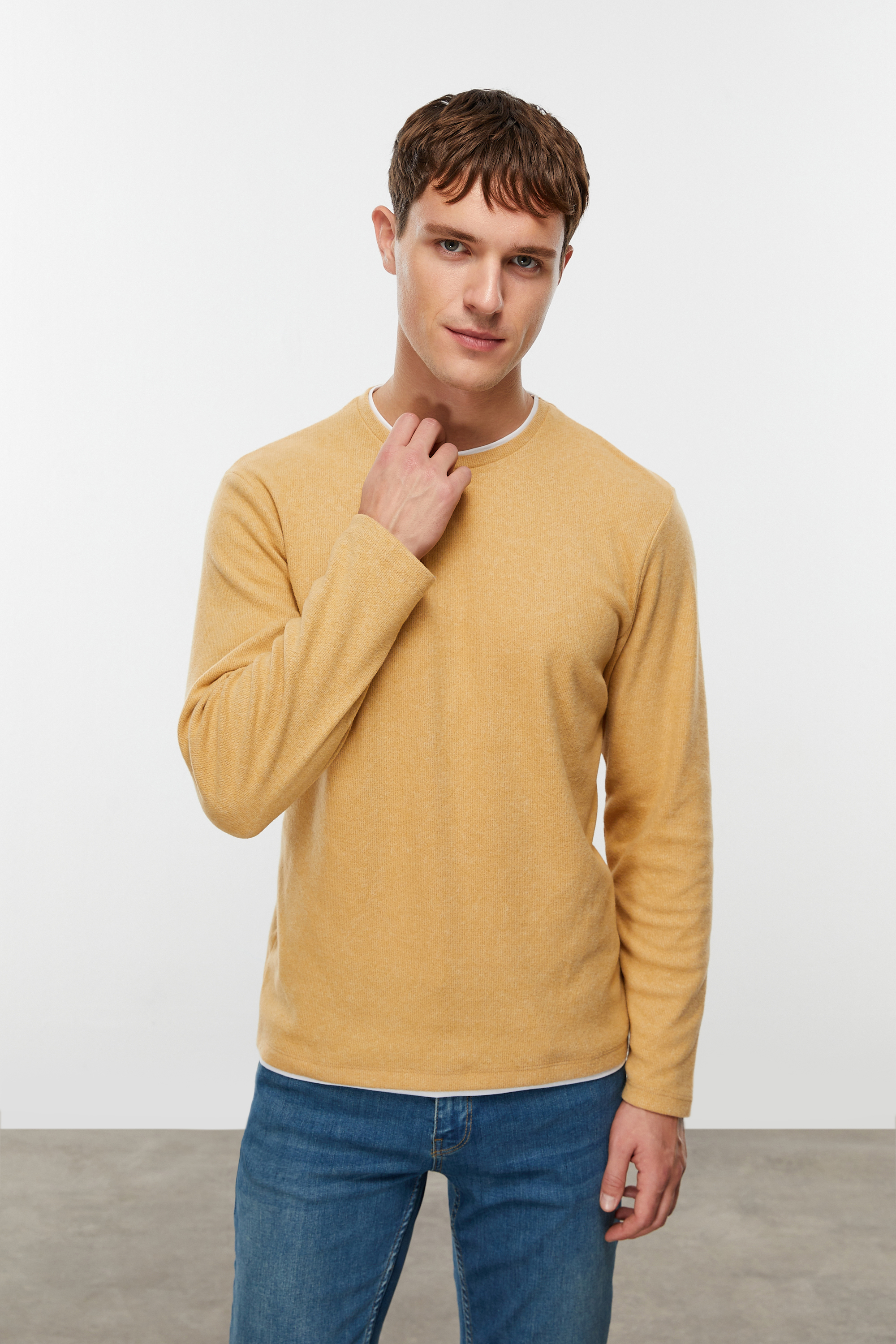 BİSİKLET YAKA SWEATSHIRT