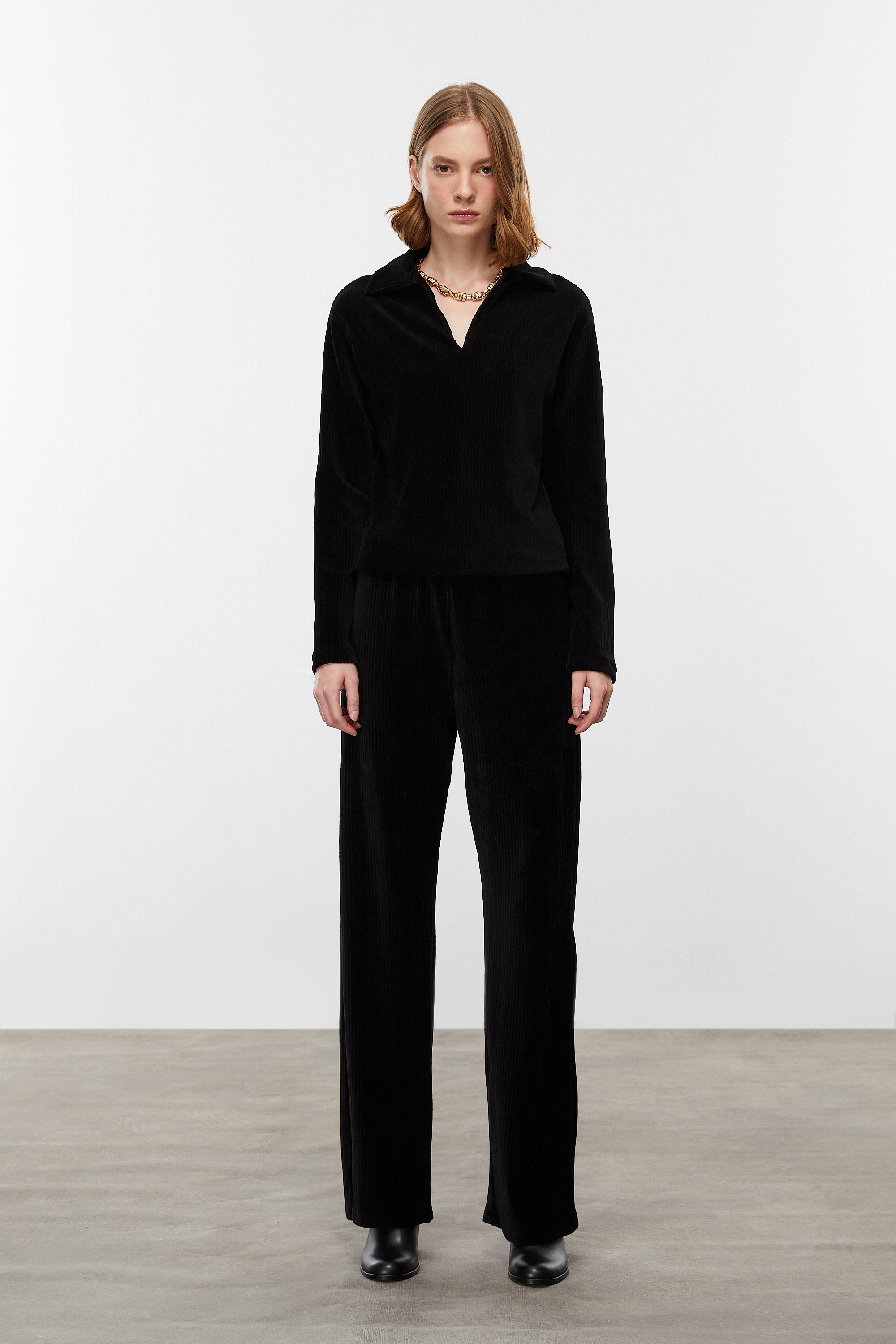 KADİFE DOKULU WIDE LEG EŞOFMAN ALTI