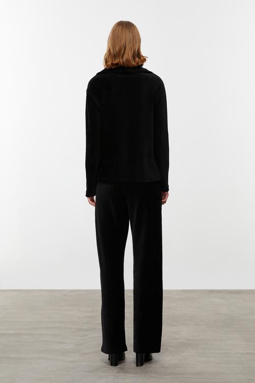  KADİFE DOKULU POLO YAKA SWEATSHIRT