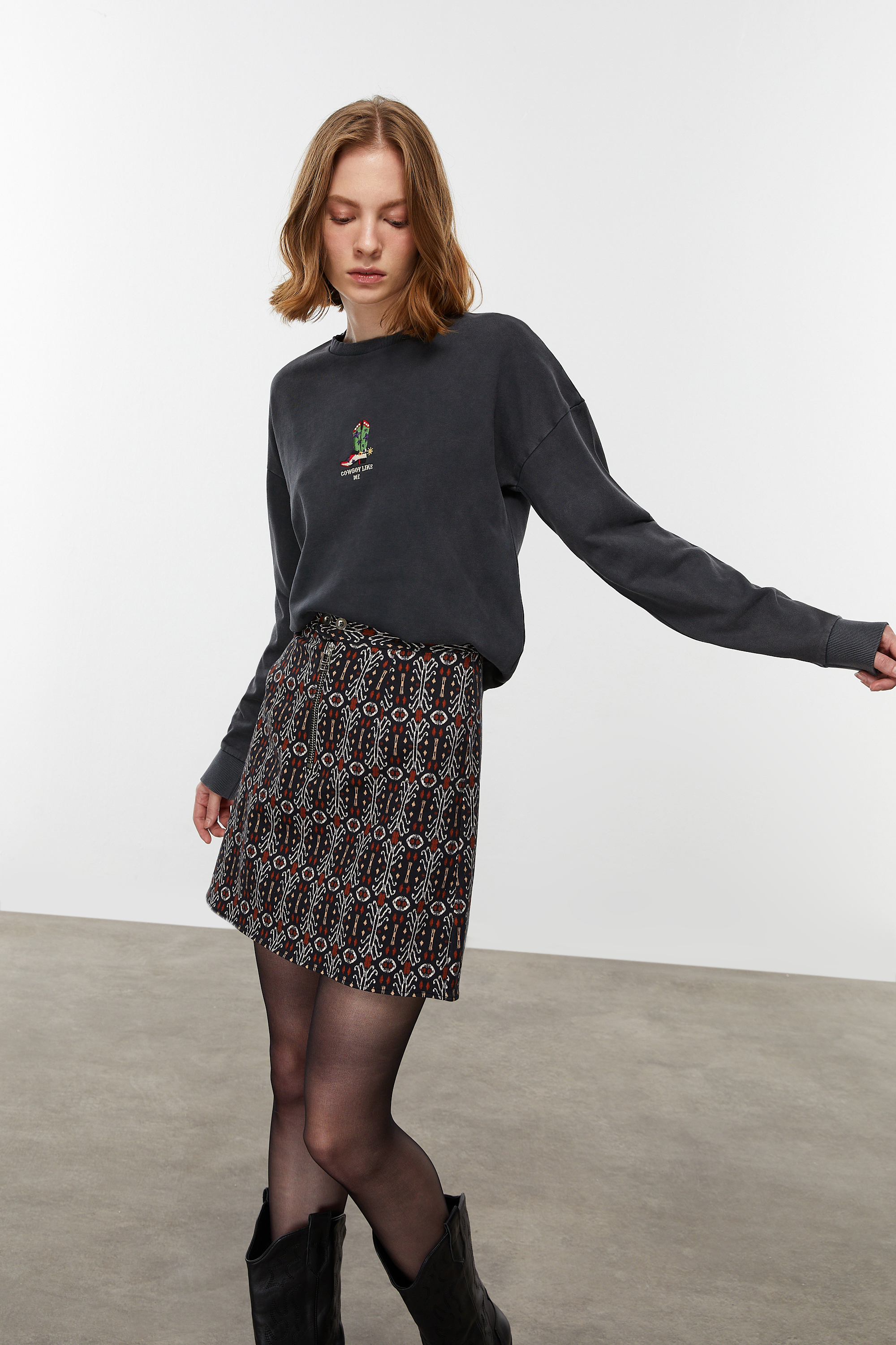 DESENLİ MİNİ ETEK