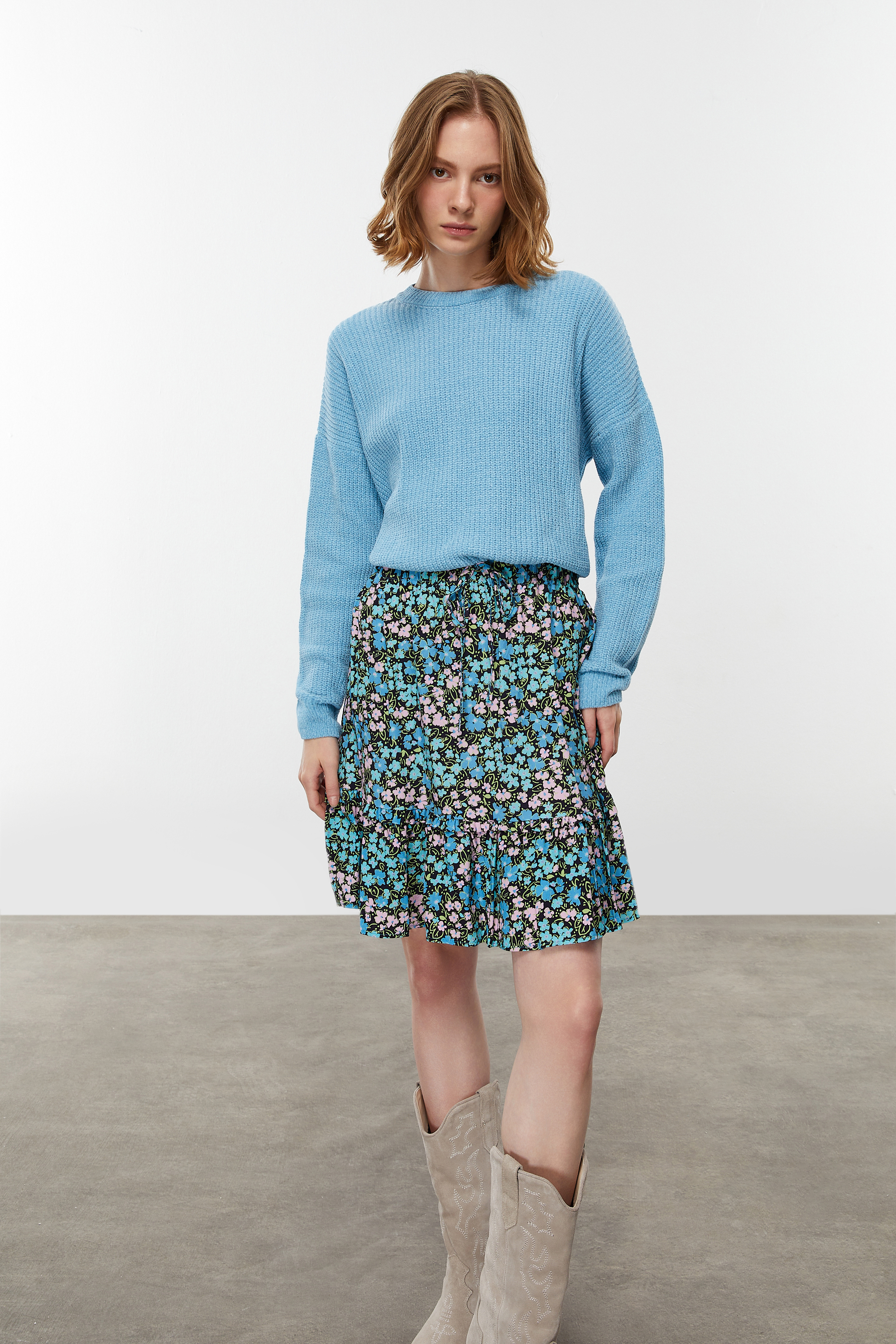 ÇİÇEK DESENLİ MİNİ KLOŞ ETEK