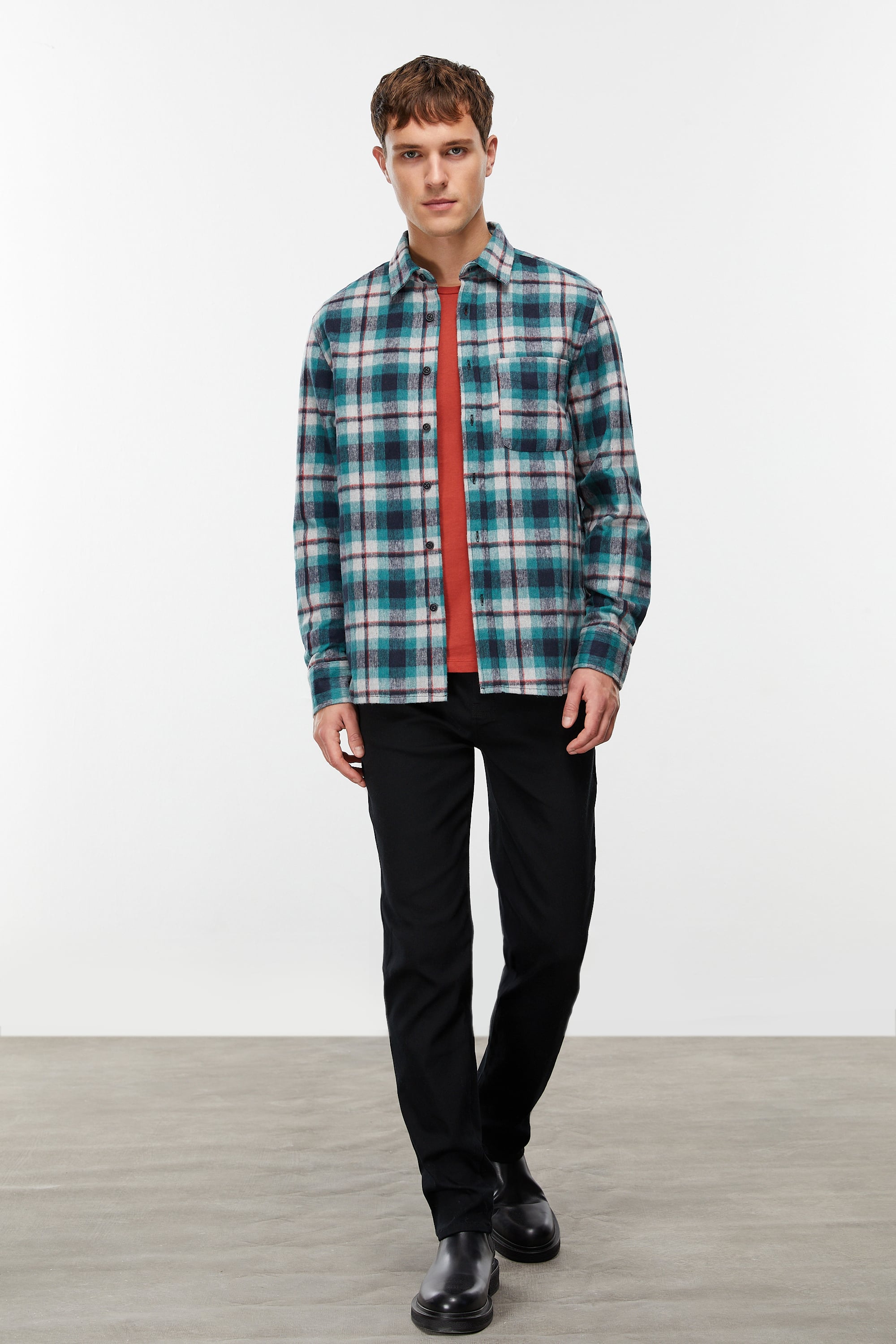 EKOSELİ REGULAR FIT GÖMLEK