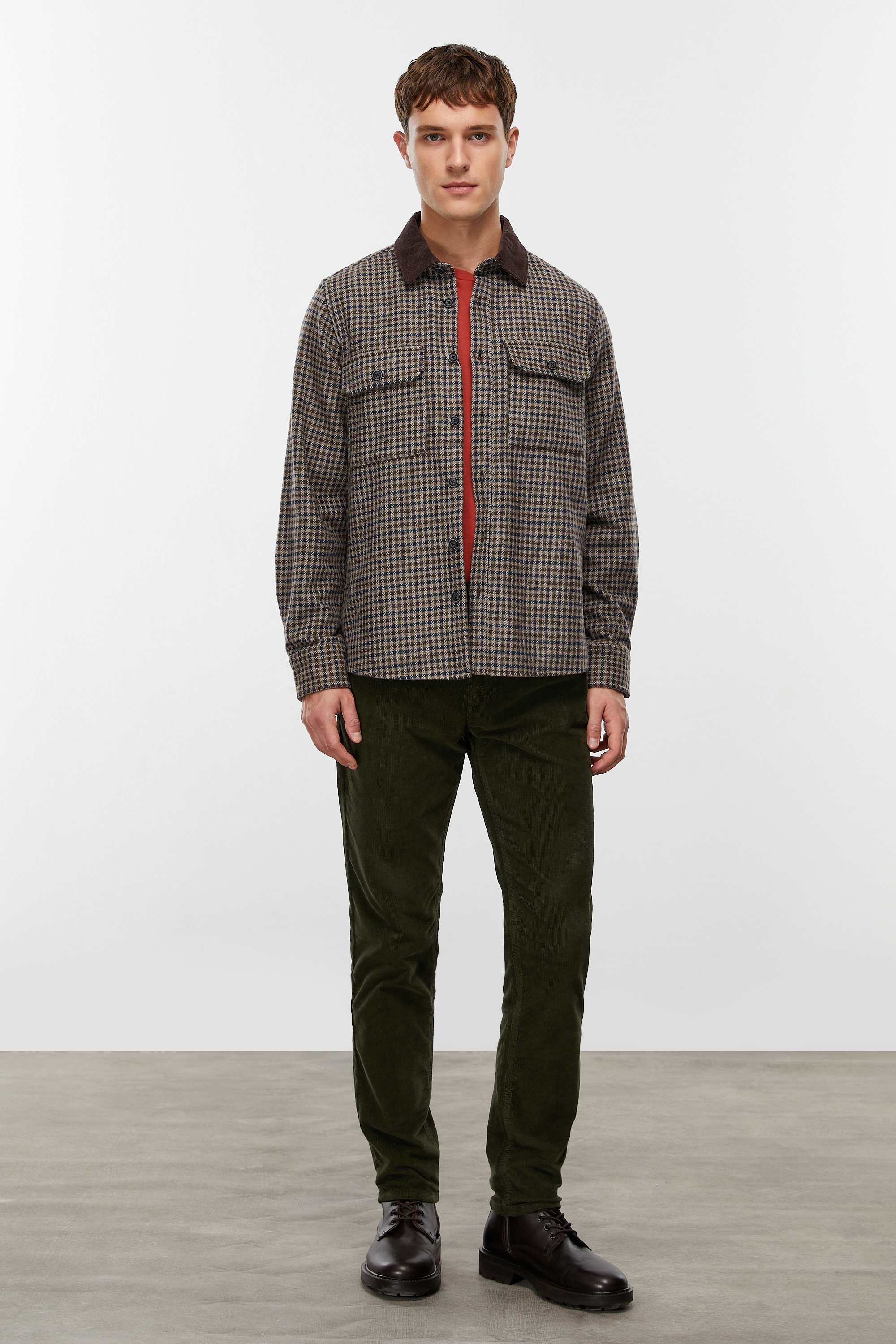 YÜN KARIŞIMLI KADİFE YAKALI CEKET