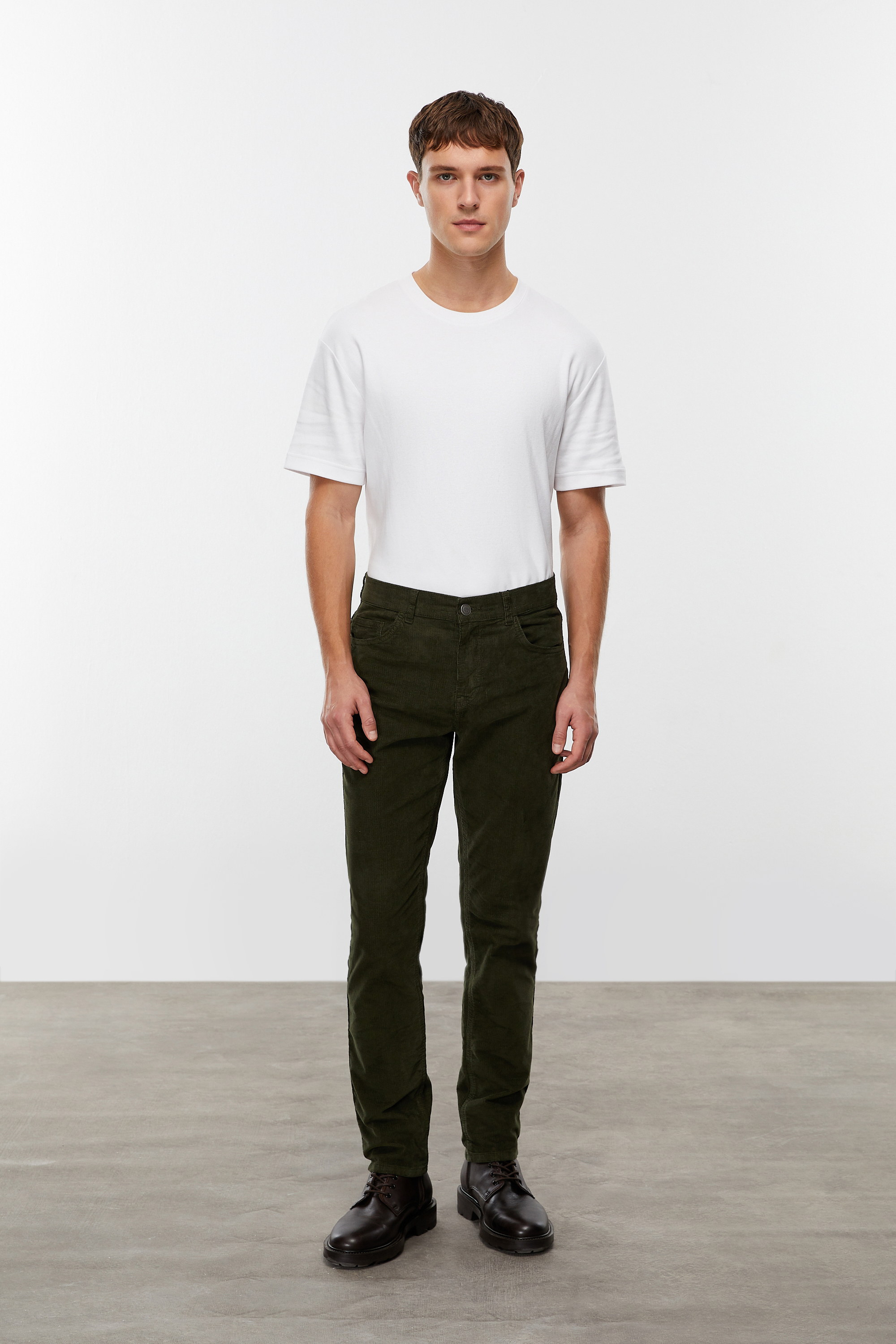 SLIM FIT KADİFE PANTOLON