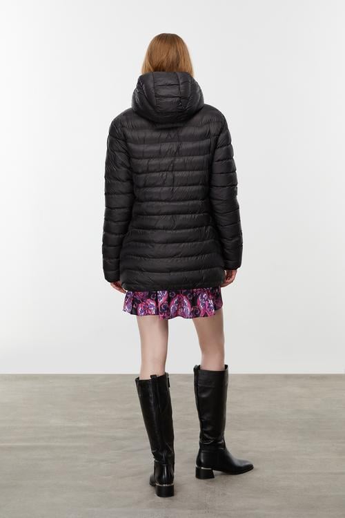  ÇİFT TARAFLI KAPÜŞONLU MONT