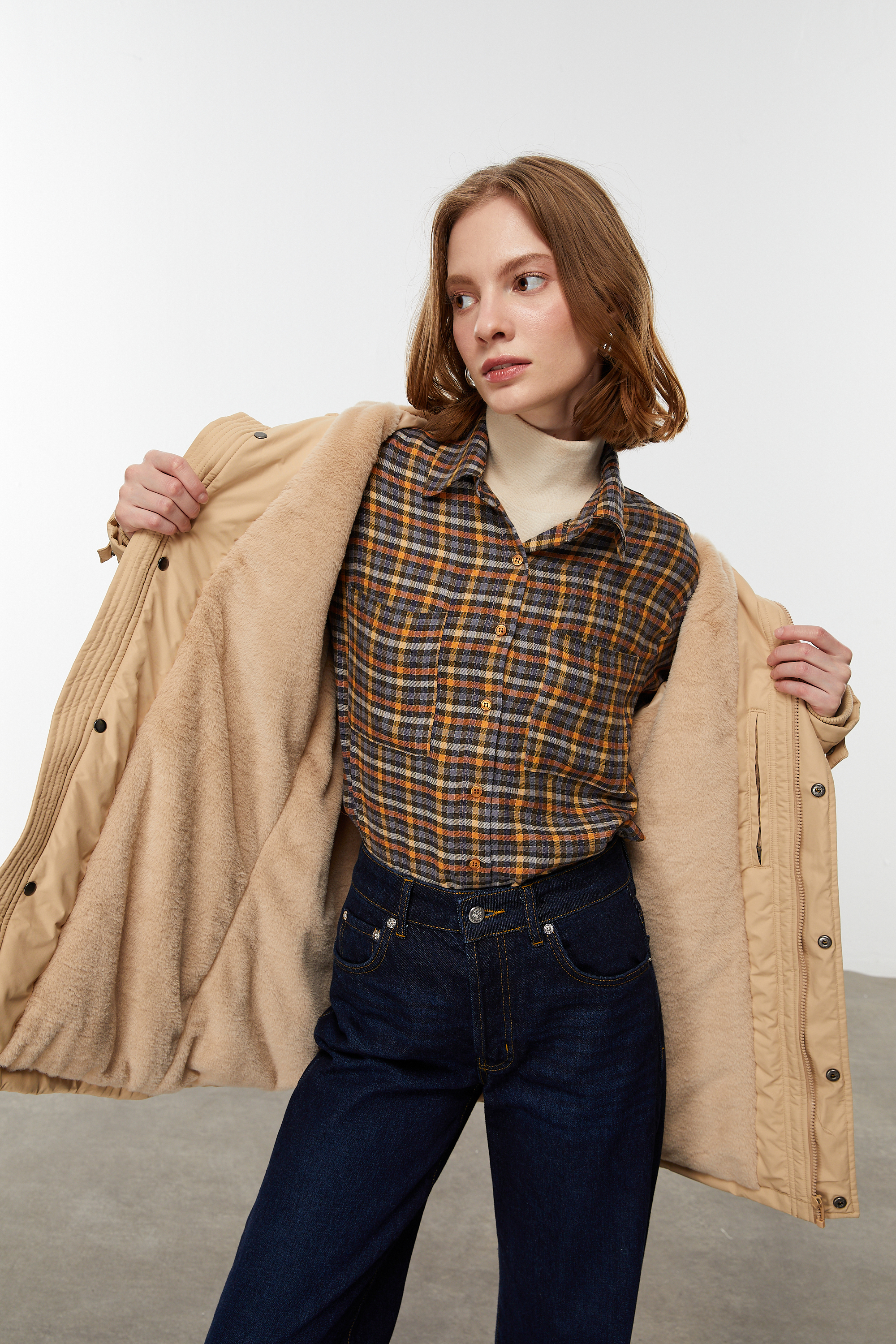 SUNİ KÜRK DETAYLI ŞİŞME MONT