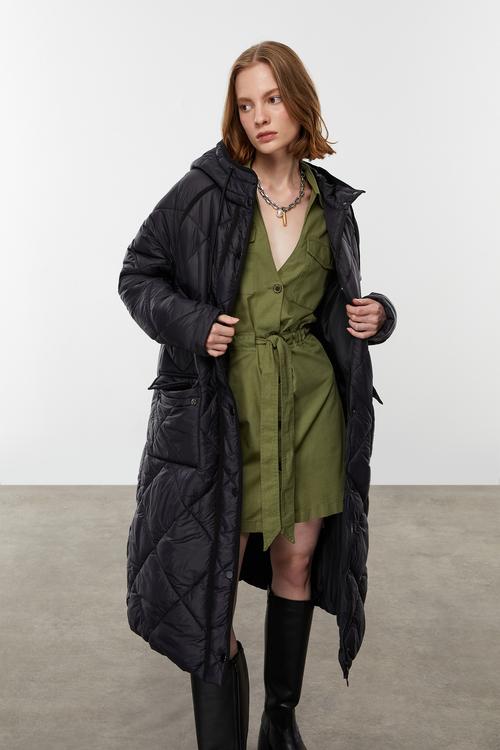  KAPİTONELİ KAPÜŞONLU ŞİŞME MONT