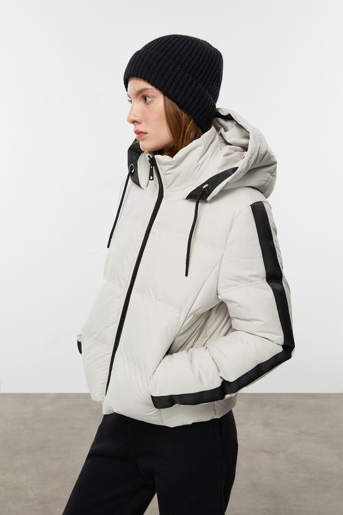  KAPİTONELİ KAPÜŞONLU ŞİŞME MONT