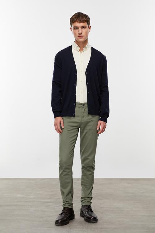  V YAKA MERİNO YÜN HIRKA