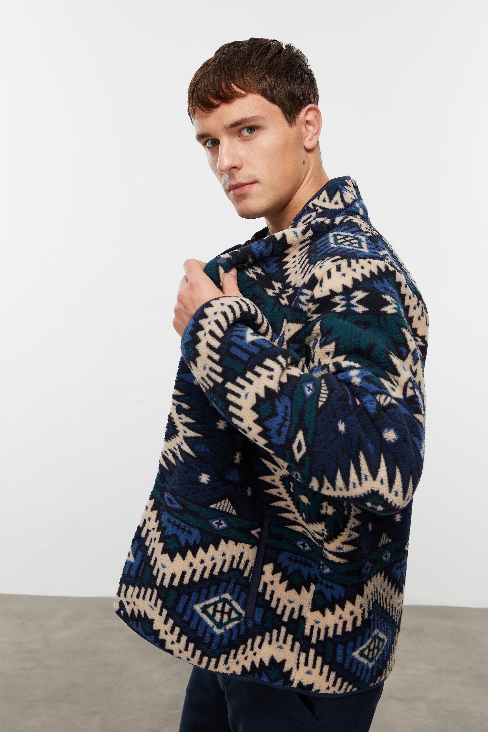 ETNİK DESENLİ POLAR SHERPA CEKET